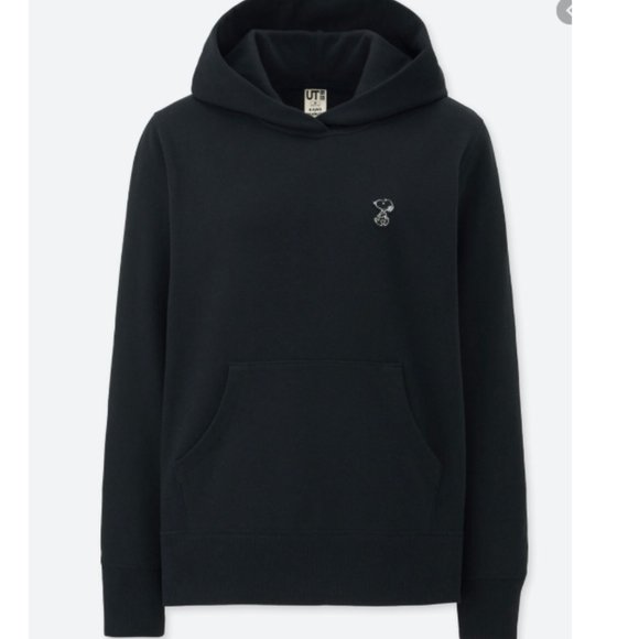 Uniqlo Tops - KAWS x UNIQLO x Peanuts hoodie